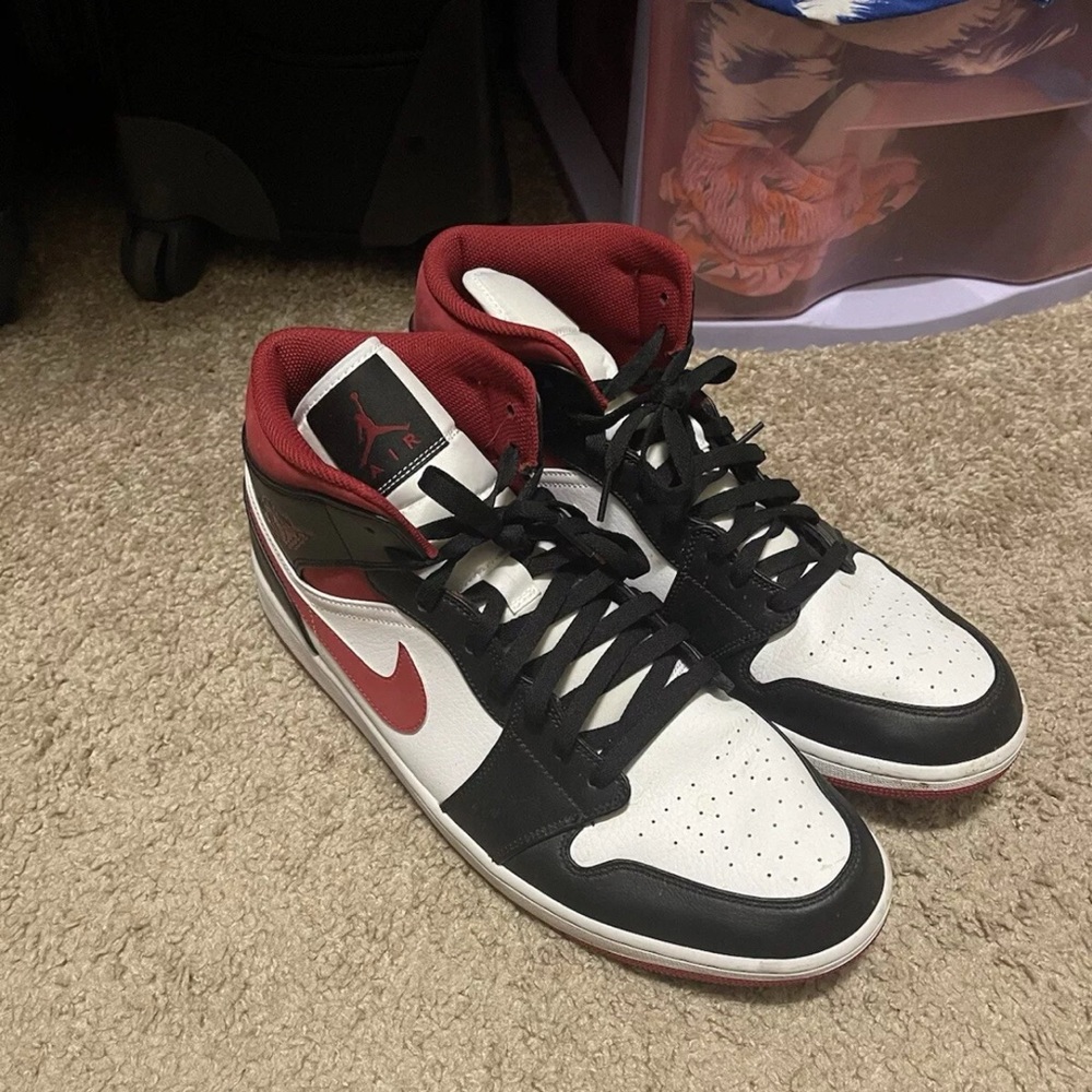 Nike Air Jordan 1 Mid, Men’s Size US 14D, “Black Gym Reds” Athletic Shoes